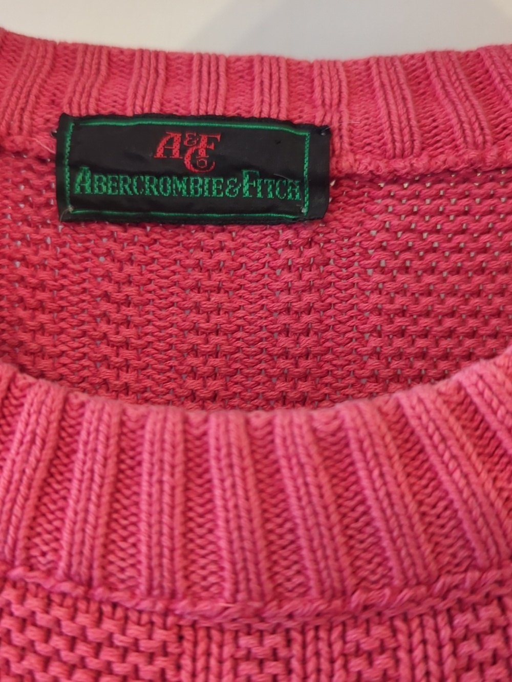 Abercrombie + Fitch 80s Vintage Crewneck Sweater Pink - Picture 2 of 5